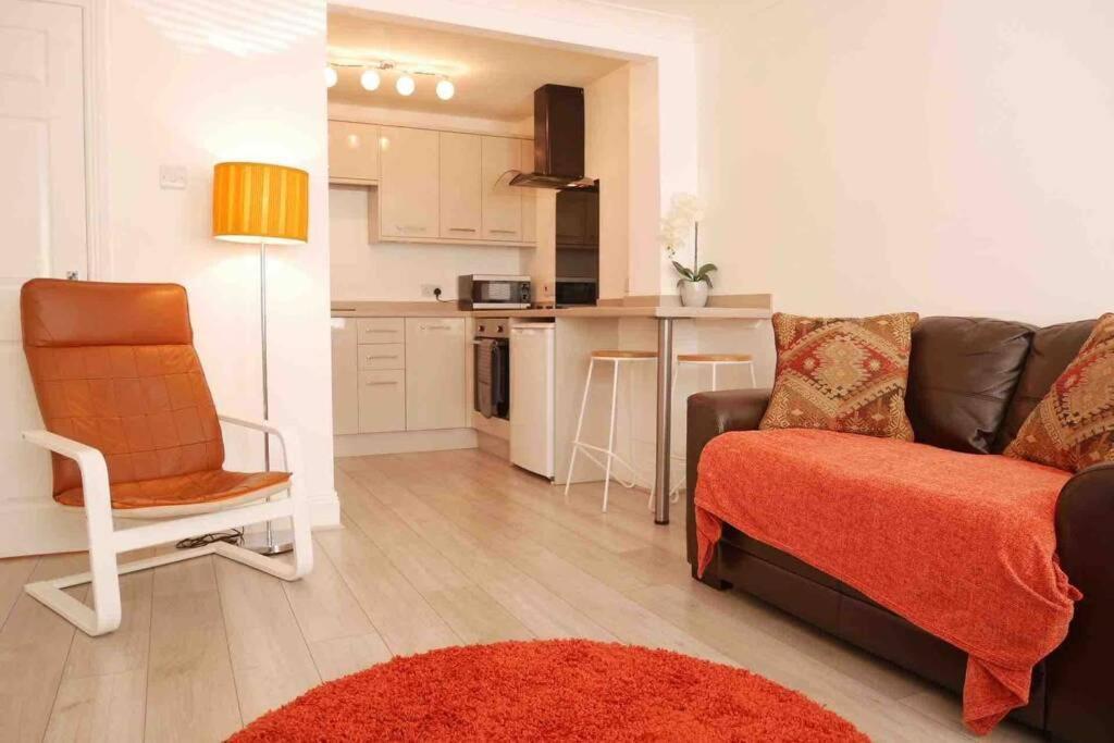 York City Centre, Recently Renovated 2 Bedroom Flat المظهر الخارجي الصورة