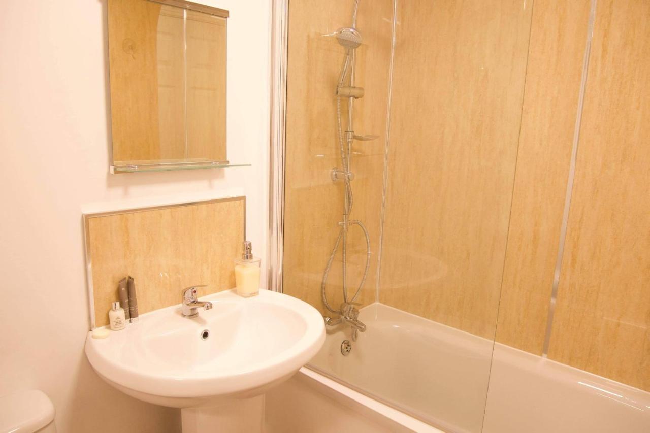 York City Centre, Recently Renovated 2 Bedroom Flat المظهر الخارجي الصورة